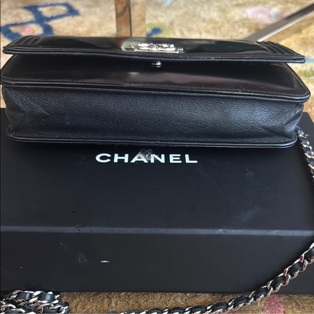 CHANEL Lambskin Crossbody WOC - Picture 6 of 12